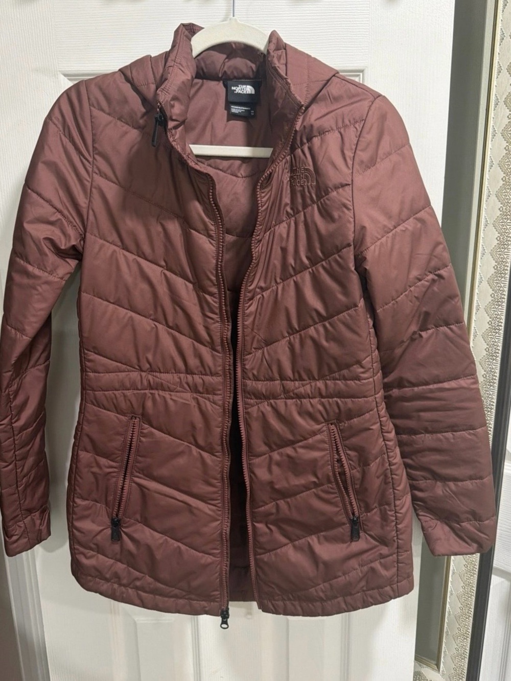 The North Face Women's Quilted Puffer Jacket — Rose Brown